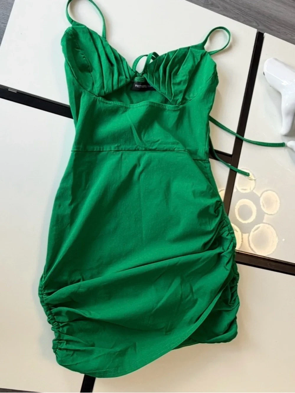PrettyLittleThing Green Ruched Cut-Out Mini Dress Like New - US 2